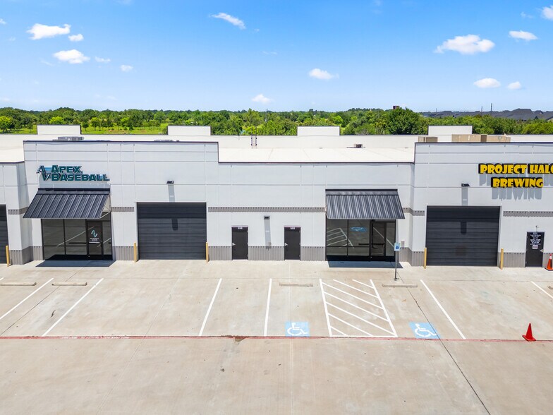 More Photos Of 6520 S FM 359 Rd, Fulshear Unknown For Lease