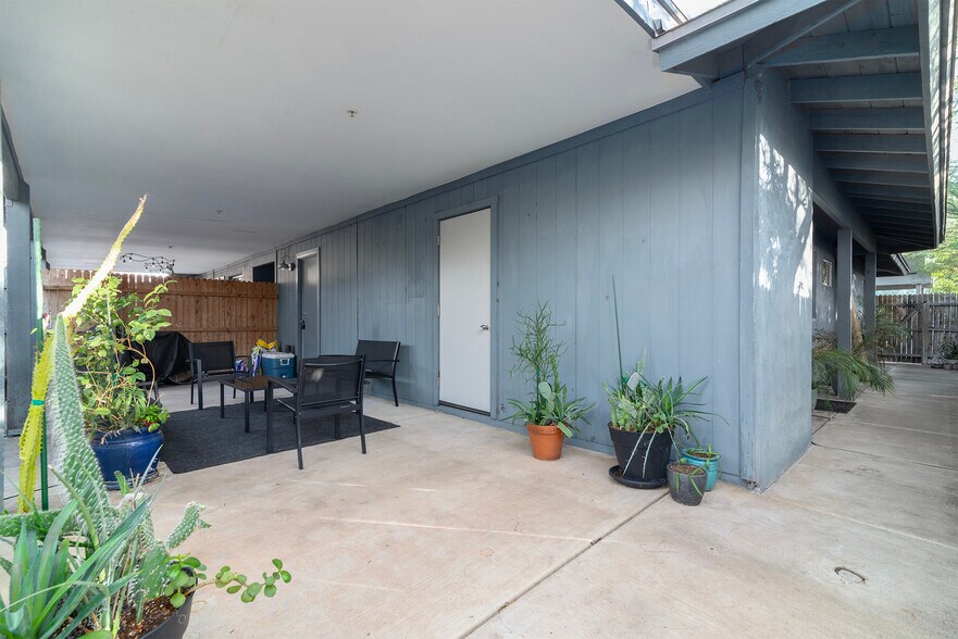 More Photos Of 822 E Montecito Ave, Phoenix Apartments For Sale