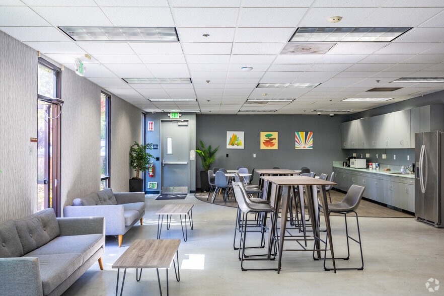 More Photos Of 1185 Campbell Ave, San Jose Warehouse For Lease