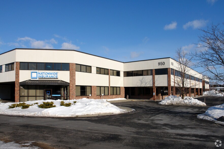 More Photos Of 950 New Loudon Rd, Latham Office For Lease