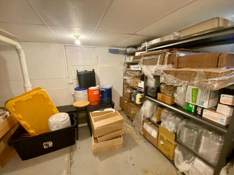 More Photos Of 730 Granite Ave, Shelby Specialty For Sale