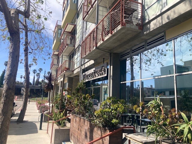 More Photos Of 175 S Ventura Ave, Ventura Apartments For Lease