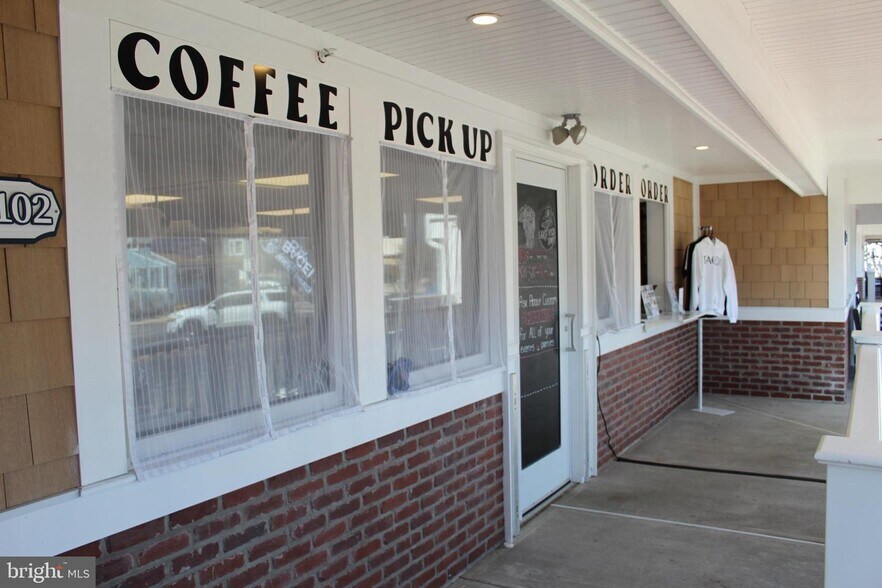 More Photos Of 510 N Bay Ave, Beach Haven Office For Sale