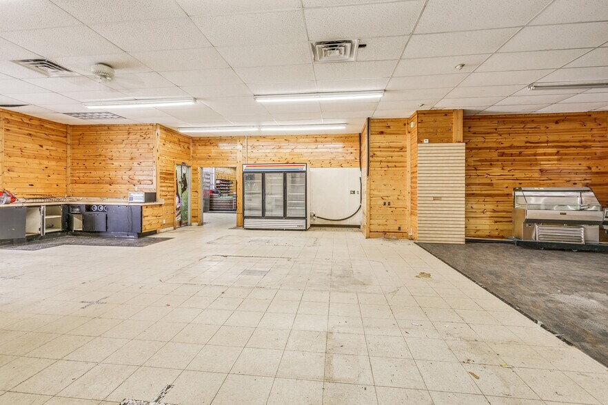 More Photos Of 1003 Campbell St, Prescott Freestanding For Sale