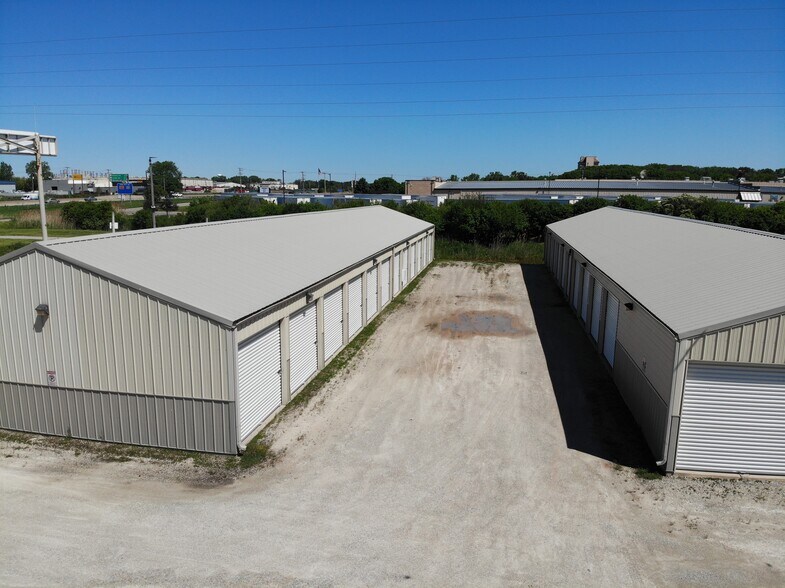 More Photos Of 2285 Northern Rd, Neenah Self Storage For Sale
