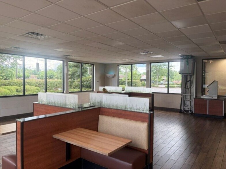 More Photos Of 147 Nc Highway 801 N, Advance Fast Food For Lease