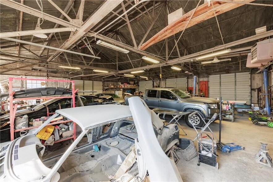 More Photos Of 610 N Port Ave, Corpus Christi Auto Dealership For Sale