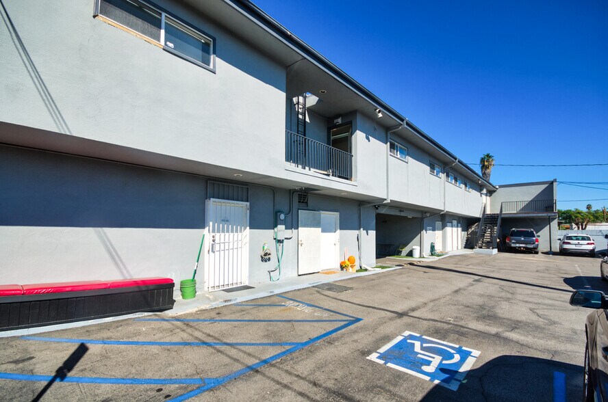 More Photos Of 1532-1538 W Commonwealth Ave, Fullerton Storefront Retail Residential For Lease