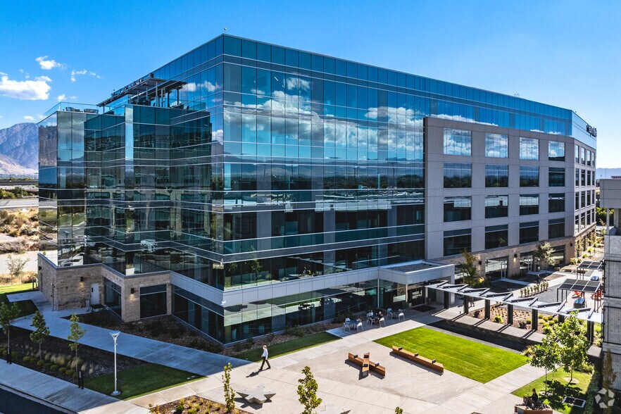 Primary Photo Of 433 Ascension Way, Murray Office For Lease