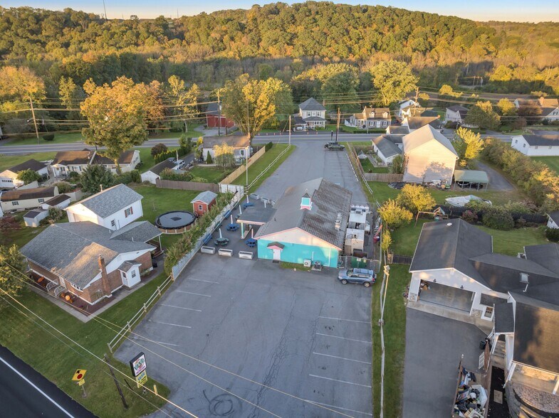 More Photos Of 5684 Sullivan Trl, Nazareth Restaurant For Sale