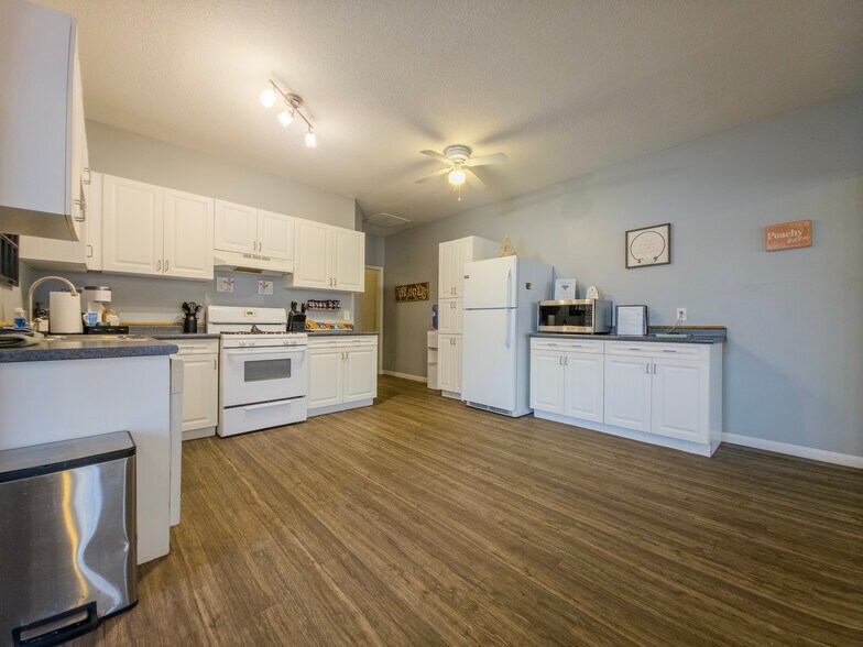 More Photos Of 1 Main St, Albion Storefront Retail Residential For Sale