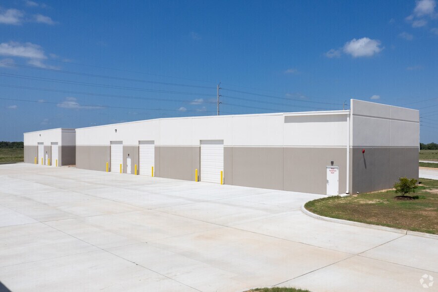 Primary Photo Of 2605 Twinwood Pky, Brookshire Warehouse For Sale
