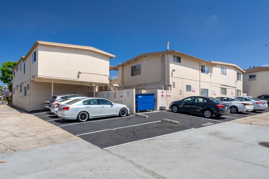 More Photos Of 4480 49th St, San Diego Apartments For Sale