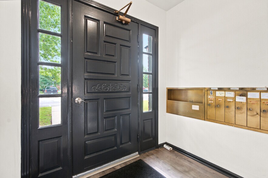 More Photos Of 4219-4221 N Church Way, Louisville Apartments For Sale