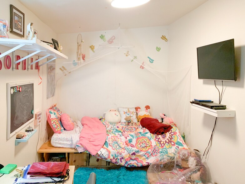 More Photos Of 11835 Gale Ave, Hawthorne Multifamily For Sale