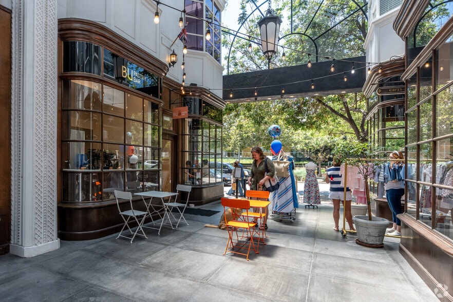 More Photos Of 380 S Lake Ave, Pasadena Storefront Retail Office For Lease
