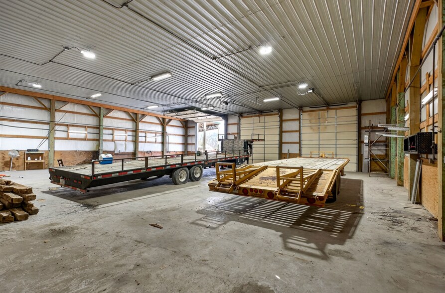 More Photos Of 350 5th S ave, Baxter Industrial For Lease