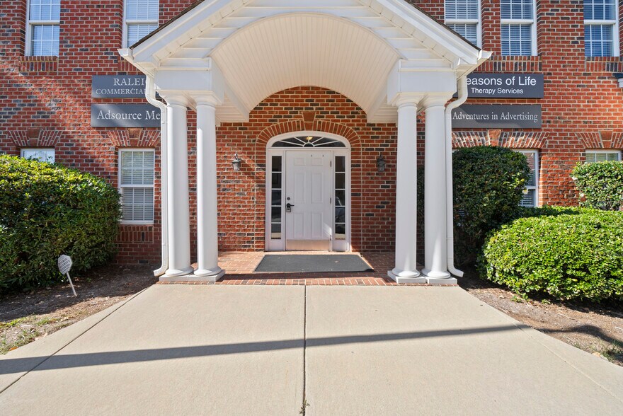 More Photos Of 8313 Six Forks Rd, Raleigh Office For Sale