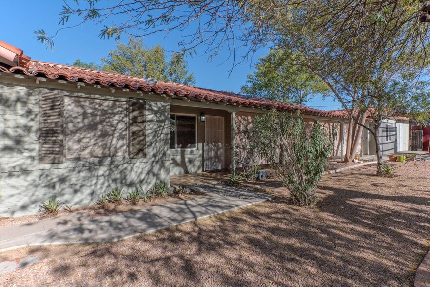 More Photos Of 602-606 E San Juan Ave, Phoenix Apartments For Sale