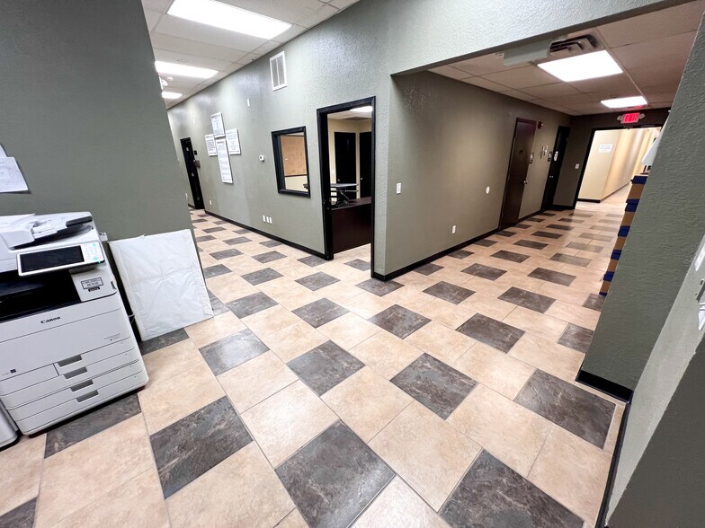 More Photos Of 8100 W Highway 80, Midland Office For Sale