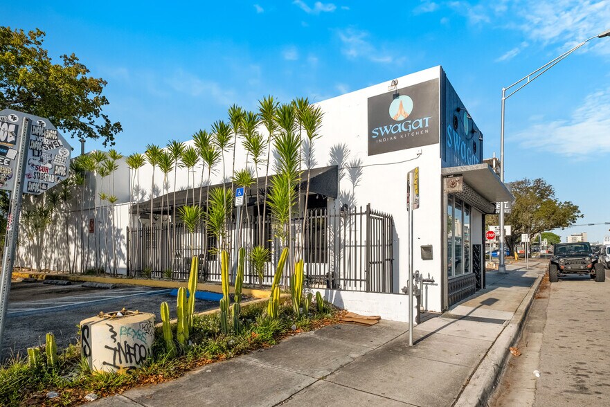 More Photos Of 646 Ne 79th St, Miami Restaurant For Sale