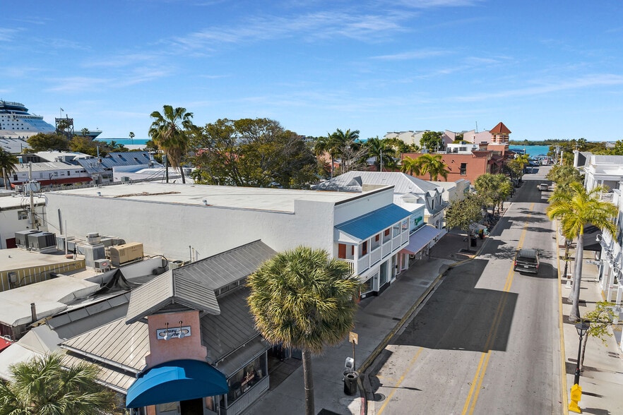 More Photos Of 132 Duval St, Key West Restaurant For Lease