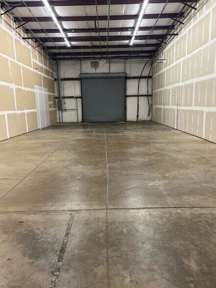 More Photos Of 3200 S Shackleford Rd, Little Rock Flex For Sale