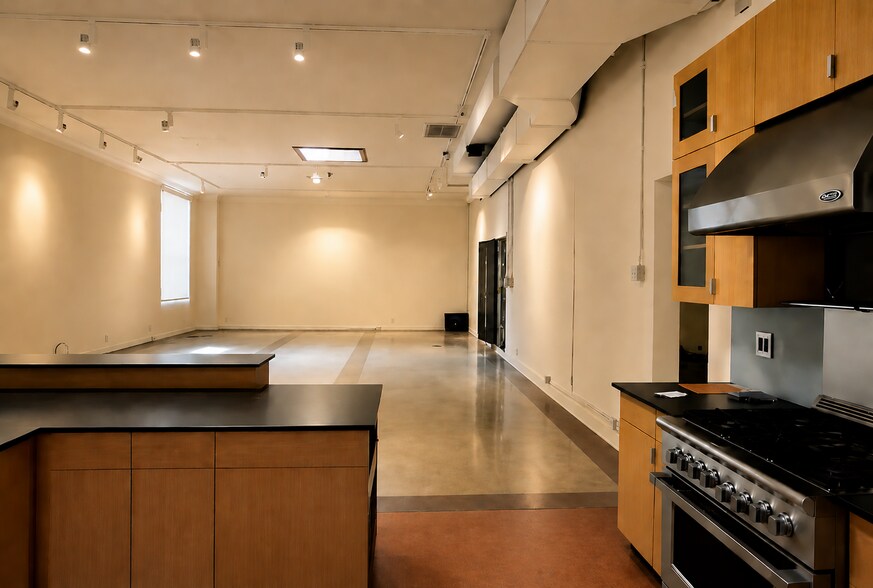 More Photos Of 2002 E 6th St, Tulsa Loft Creative Space For Sale