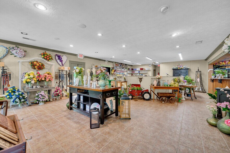 More Photos Of 498 Level Grove Rd, Cornelia Office Residential For Sale