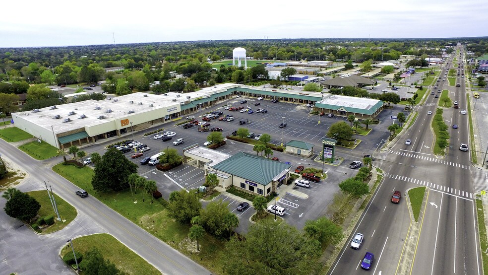 More Photos Of 111-119 Racetrack Rd NW, Fort Walton Beach Storefront For Lease