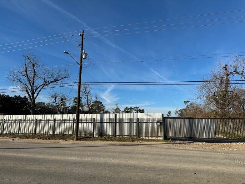 More Photos Of 1714 Little York rd, Houston Land For Sale