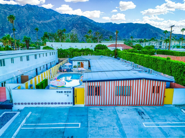 More Photos Of 1339 N Indian Canyon Dr, Palm Springs Hotel For Sale