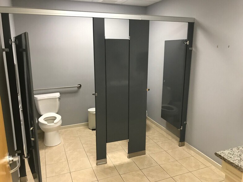 More Photos Of Chester Village Dr, Chester Unknown For Lease