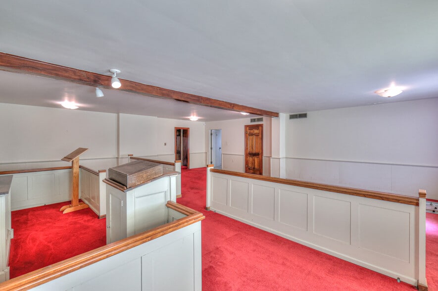 More Photos Of 228 S Military Ave, Lawrenceburg Religious Facility For Sale