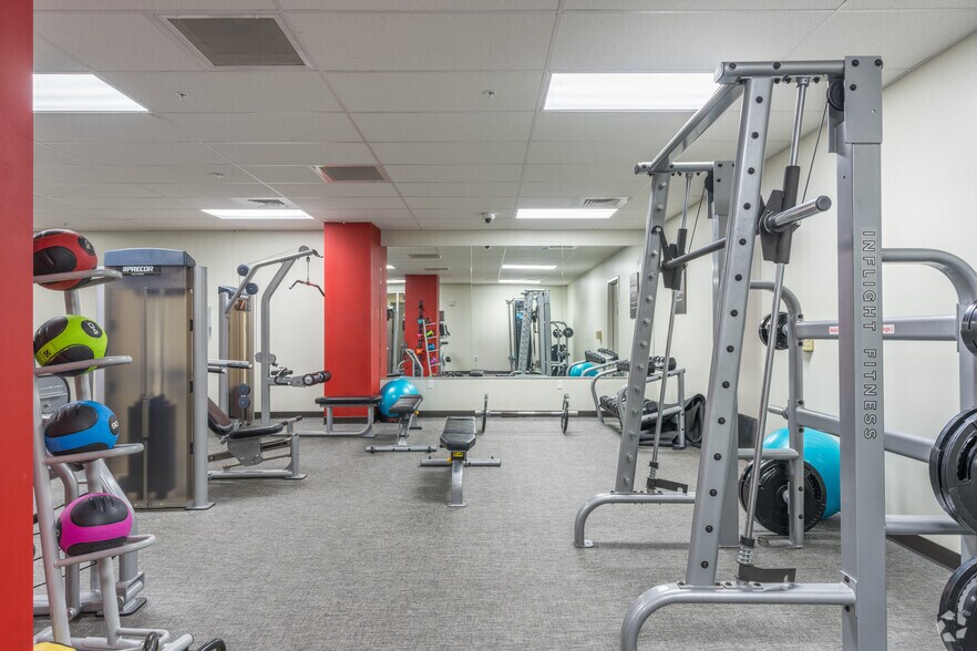 More Photos Of 1112-1128 Chestnut St, Philadelphia Apartments For Lease