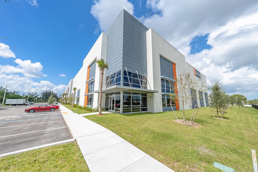 More Photos Of 3055 Burris Rd, Davie Land For Lease