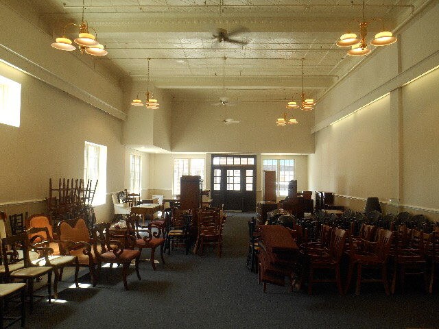 More Photos Of 328 Neville St, Beckley Office For Lease