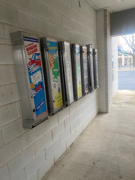 More Photos Of 1250 Douglas Rd, Oswego Carwash For Sale