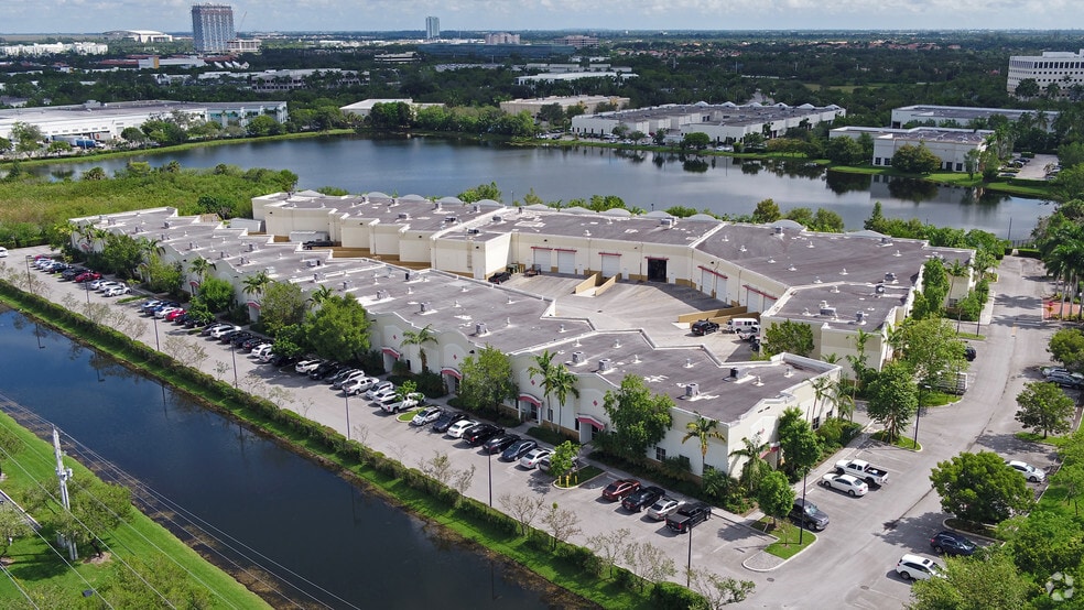 More Photos Of 14001-14099 NW 8th St, Sunrise Flex For Lease