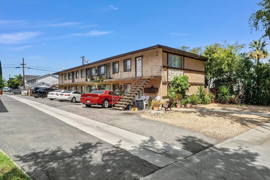 More Photos Of 712 E Howard St, Corona Apartments For Sale