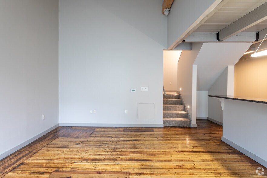 More Photos Of 3300 Clipper Mill Rd, Baltimore Apartments For Lease