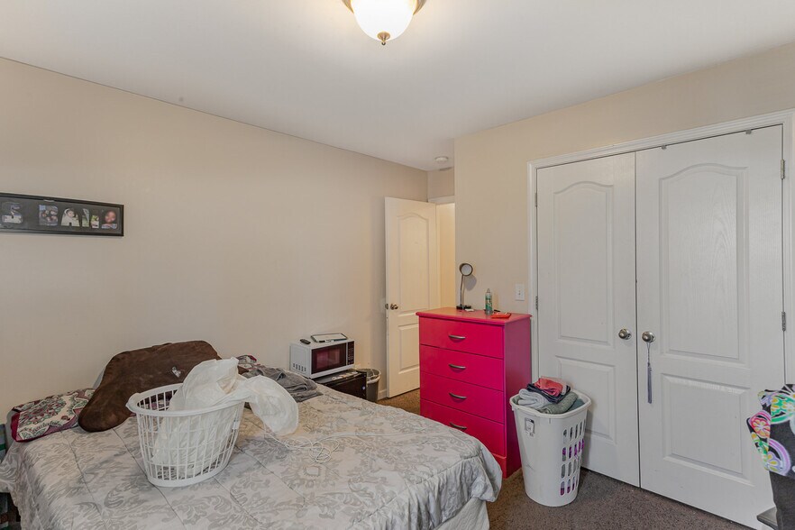 253 Old Nashville Hwy, La Vergne, TN 37086 Apartments For Sale