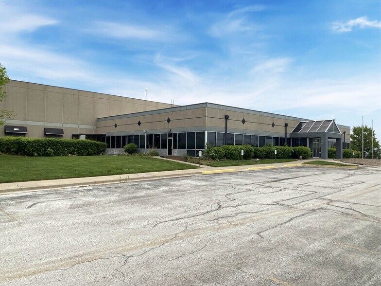 Primary Photo Of 7910 Hedge Lane Ter, Lenexa Manufacturing For Sale