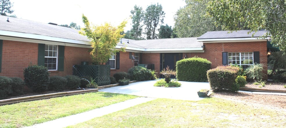 More Photos Of 329 Cooper St, Kenansville Assisted Living For Sale