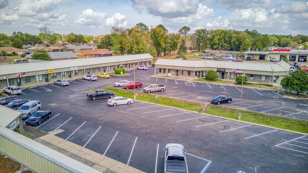 More Photos Of 2400 W Michigan Ave, Pensacola Freestanding For Lease