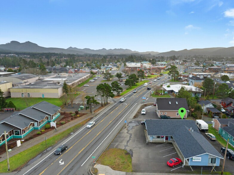 More Photos Of 144-150 N Roosevelt Dr, Seaside General Retail For Lease