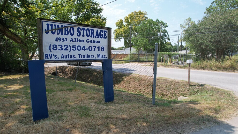 4931 Allen Genoa Rd, Pasadena, TX 77504 Self Storage For Sale