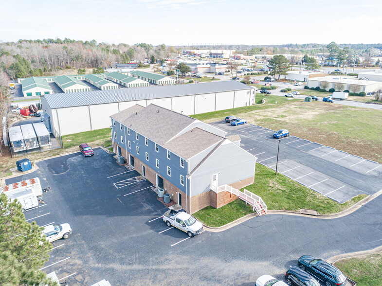 More Photos Of 10810 Hasty Ln, Midlothian Office For Lease