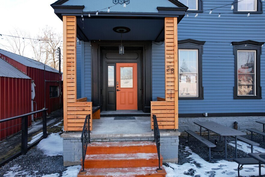 More Photos Of 28 E Main St, Johnstown General Retail For Sale