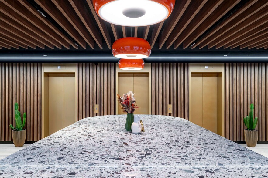 More Photos Of 18 King William St, London Office For Lease